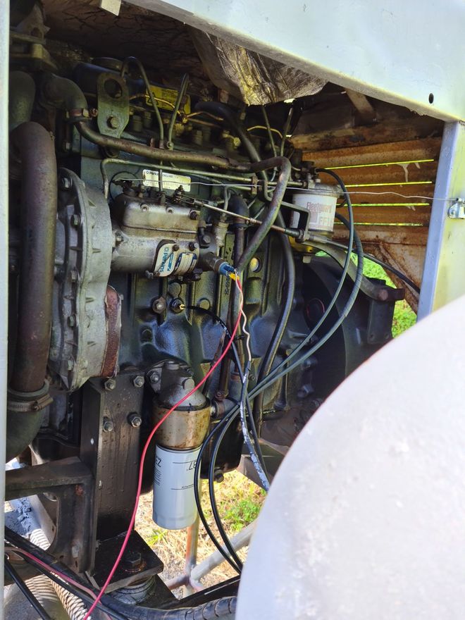 PERKINS 4 CYLINDER TURBO DIESEL ENGINE STAND ALONE Farm Tender